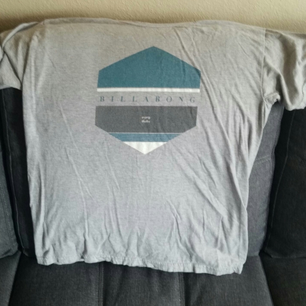 Men's Billabong t-shirt